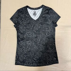 Danskin now shirt in a size medium.